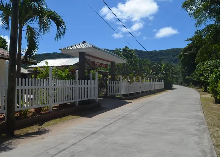 Rising Sun Guesthouse La Digue