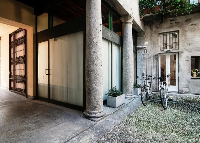 Historical Suites - The House Of Travelers Como