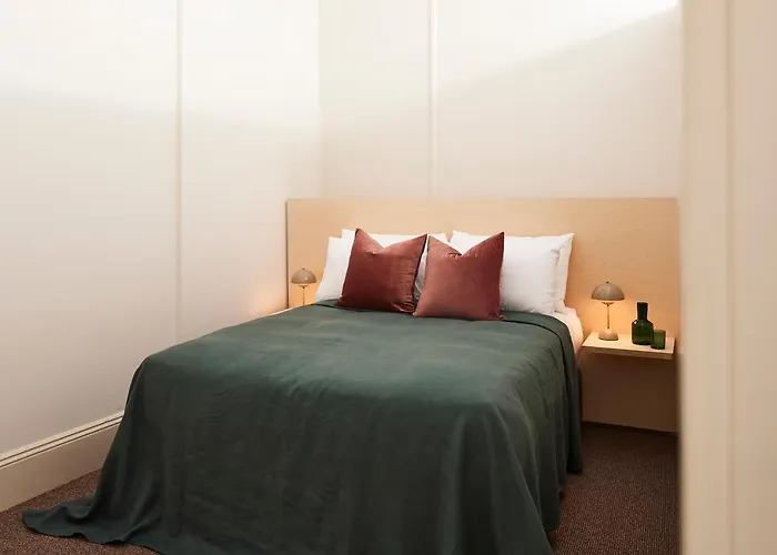 The Rooms Milton
