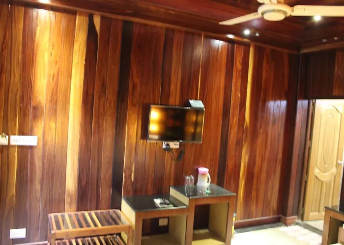 Hotel Nk International Jangli Ghat