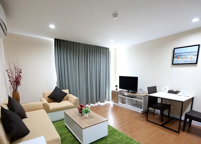 Bbg Seaside Luxurious Service Apartment Bang Saen