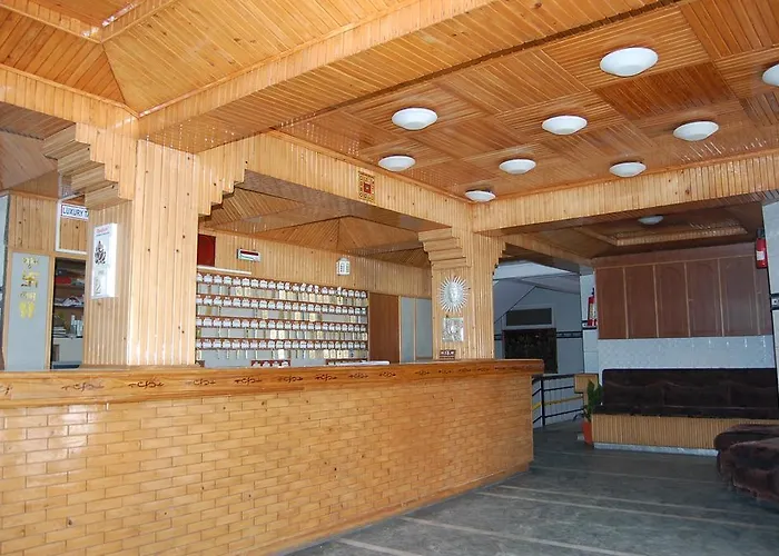 Hotel Gulmarg Regency Shimla