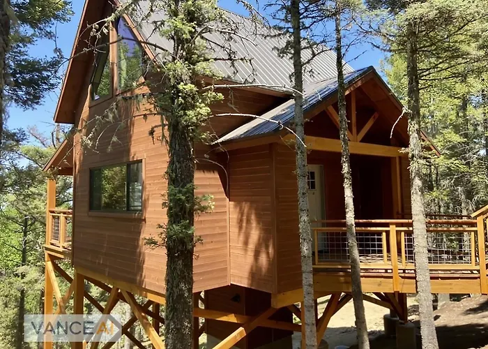 Ridgewalk Treehouse Bed & Breakfast Angel Fire