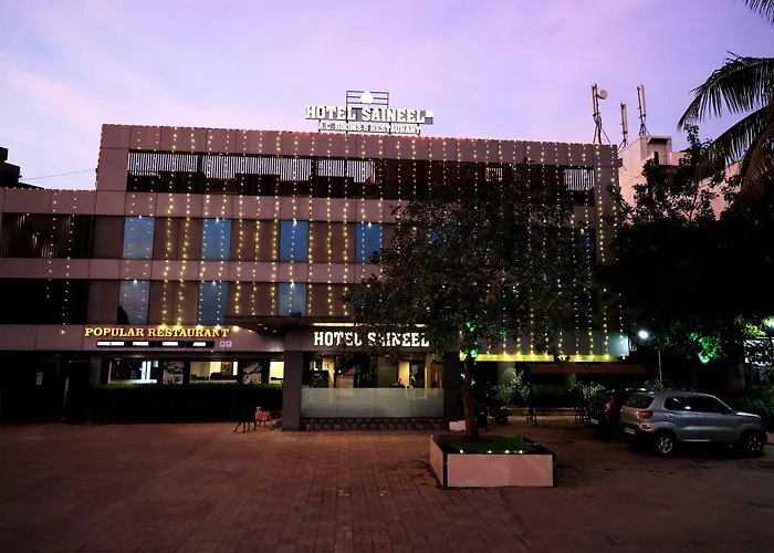 Hotel Sai Neel Surat
