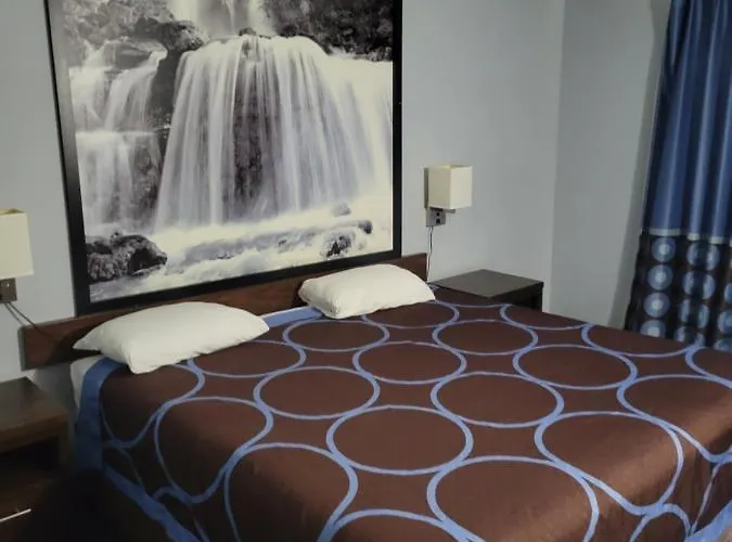 Super 8 North Red Deer Hotel