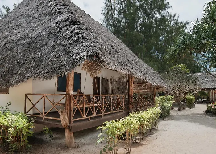 Hakuna Majiwe Beach Lodge Paje