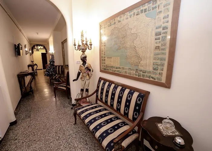 Well Come - Palazzo Reale Naples