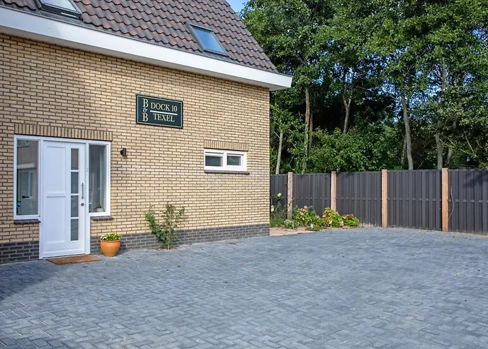 Dock10Texel Bed and Breakfast De Cocksdorp 