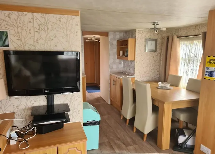 6 Berth On Seaview 3 Bedrooms Fanfare Ingoldmells