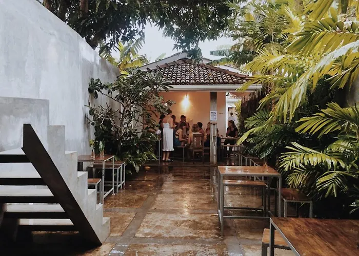 Ceylon Sliders Hotel Weligama