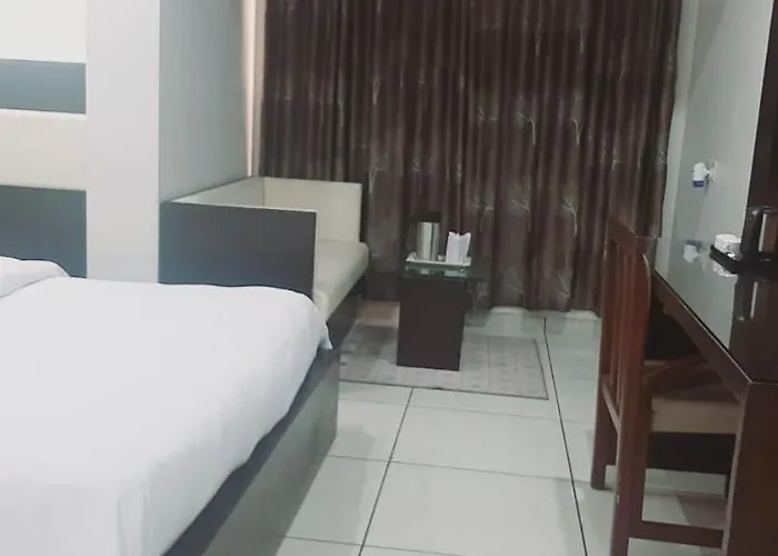 Hotel Apex Inn Vapi