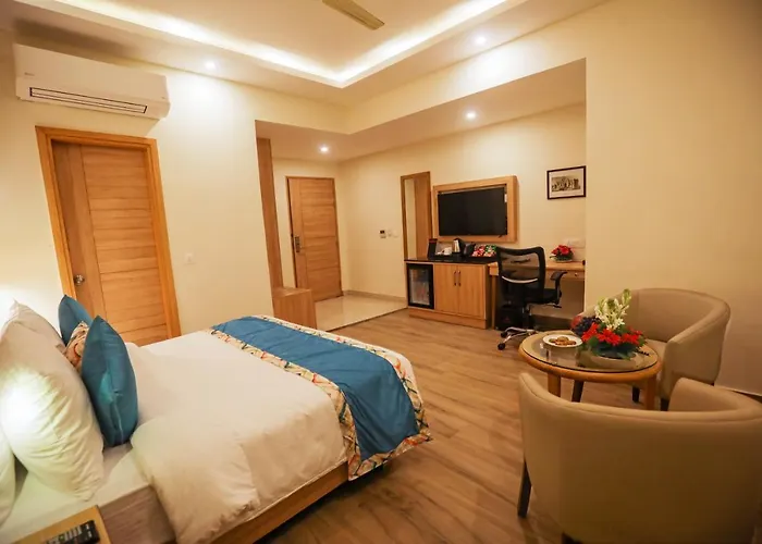 Elora Lords Eco Inn , Lucknow