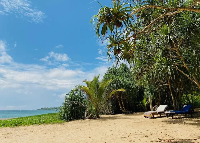 Sanjis The Seaside Cabanas Tangalle