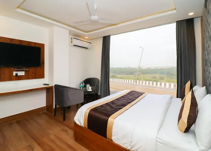 Hotel View, Delhi Airport New Delhi