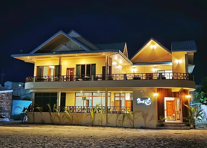 Beach Stone Gulhi