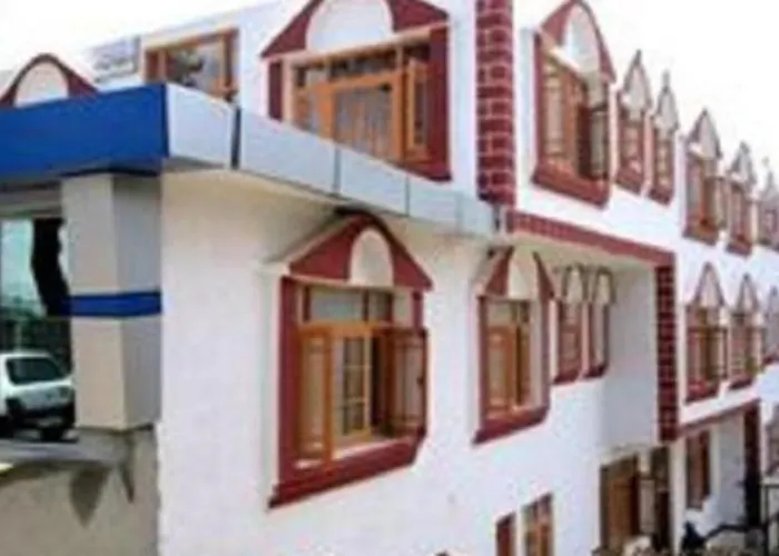 Hotel Grand City Heart Srinagar 