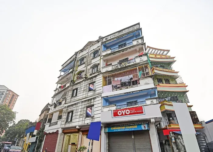 Oyo Flagship 10471 Hotel Samrat Palace Kolkata