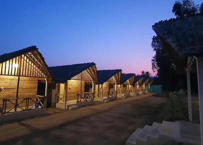 Lazy Panda Hotel Hampi
