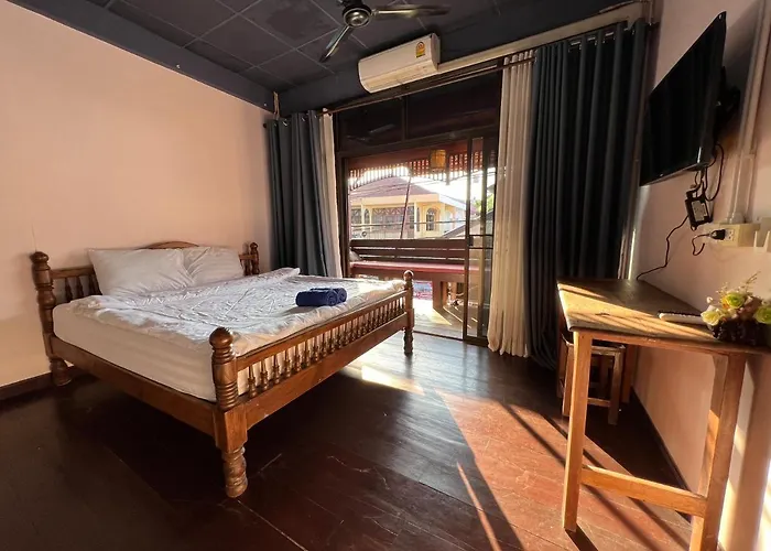 Madera House Chiang Mai Hotel