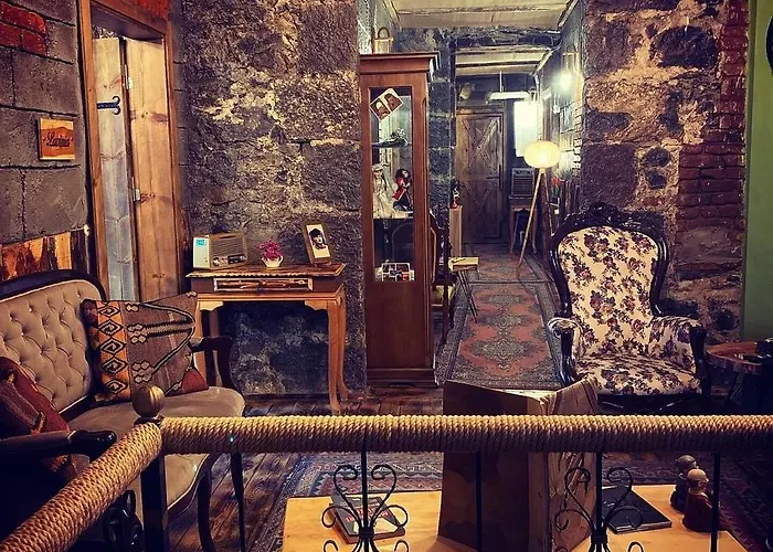 Suara Butik Hotel Kars