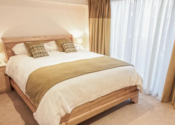 Gwesty'R Emlyn Hotel Newcastle Emlyn