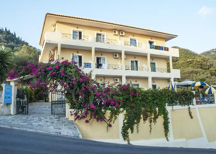 Alonakia Hotel Agios Gordios 