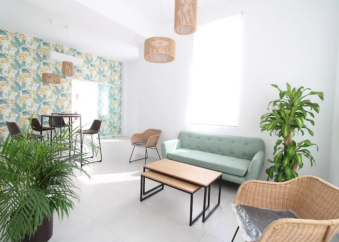Hostal Tropical Motril