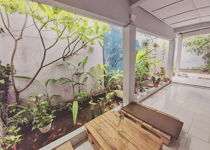 Reeneo Guesthouse Yogyakarta