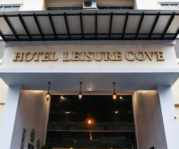 Leisure Cove Hotel And Apartments George Town