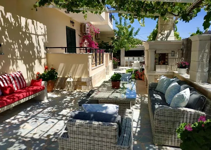 Adria Luxury Apartments Nydri 