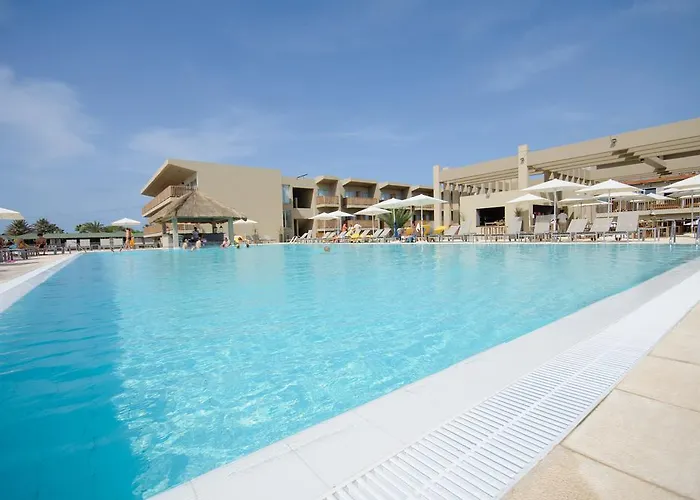 Hotel Oasis Salinas Sea Santa María
