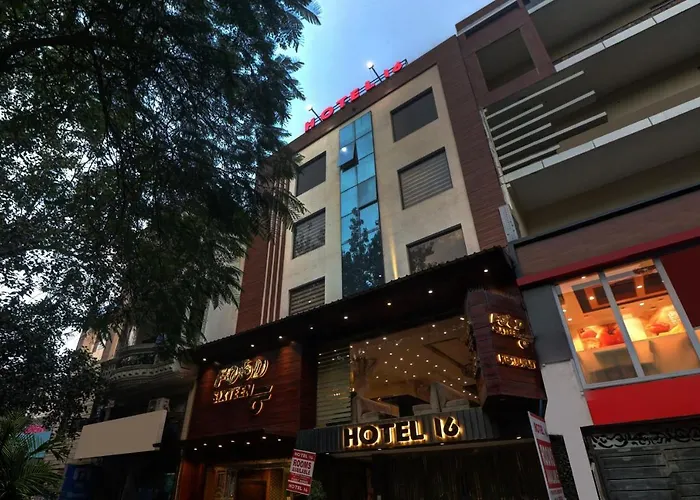 Oyo Townhouse 670 Hotel 16 New Delhi