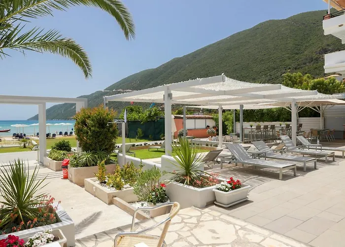 Cosmos Hotel Vasiliki 