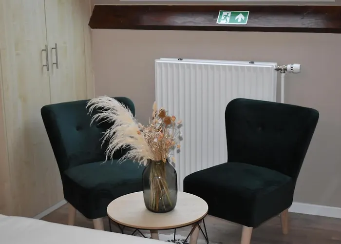 Viktor And Stella Suite By The Minnewater Brujas