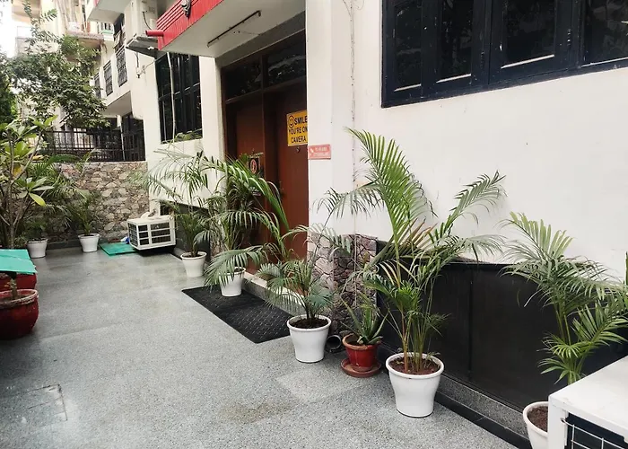 Bhambri Expo House Hotel Greater Noida
