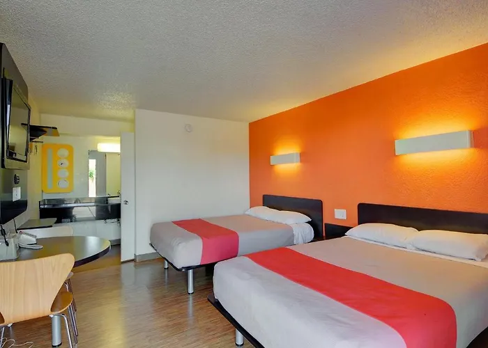 Economy Hotel Plus Oklahoma City