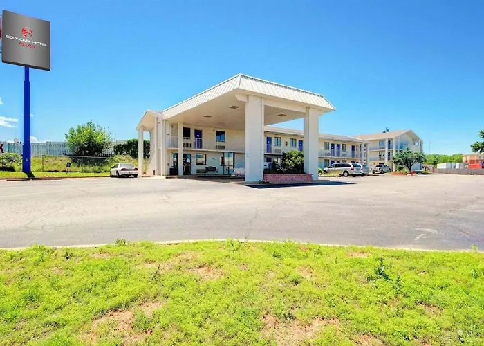 Economy Hotel Plus Oklahoma City