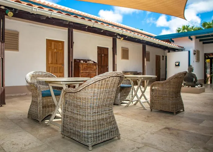 The Lodge Bed & Breakfast BONAIRE