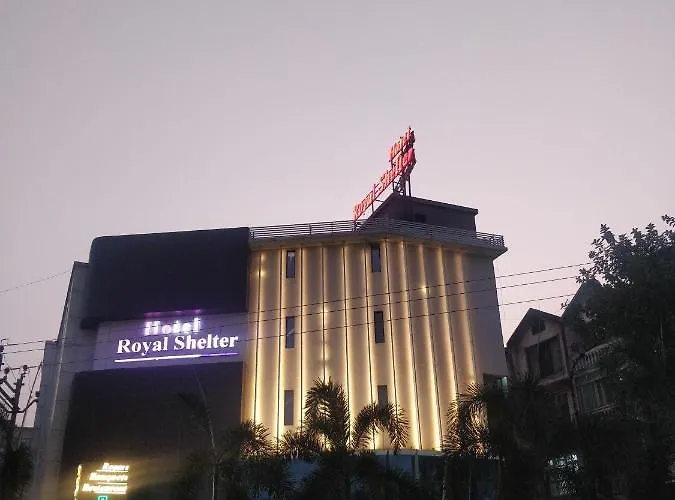 Hotel Royal Shelter Vapi