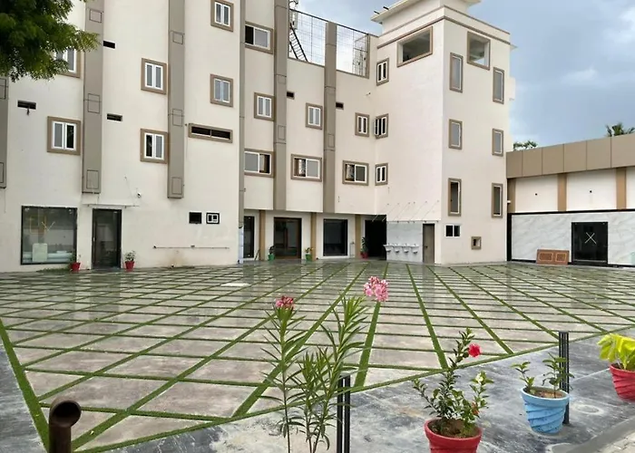 Paras Mahal Vellore
