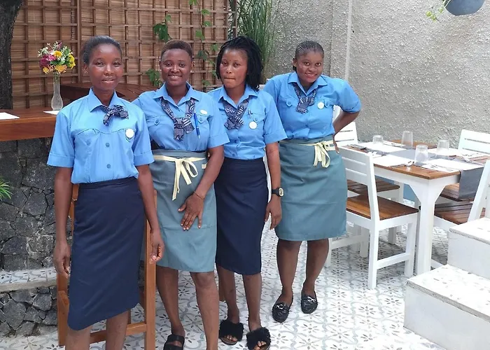 Cole Street Guesthouse Freetown