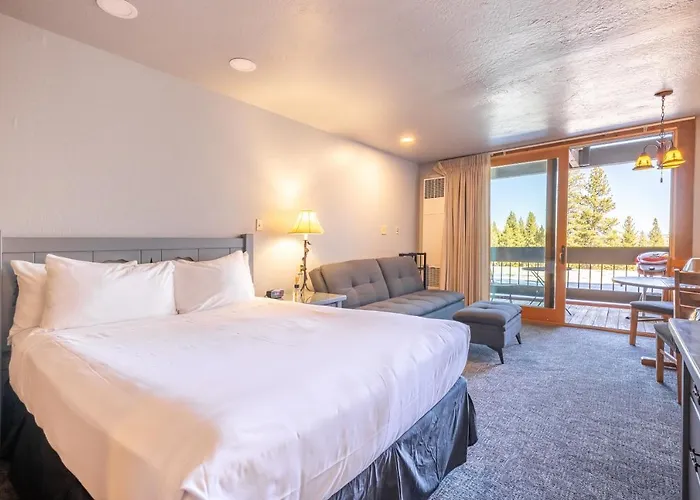 Hotel Style Room In The Timber Creek Lodge Condo Truckee