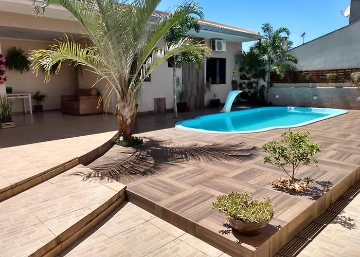 Edicula Com Um Quarto Banheiro E Piscina E Lazer Foz do Iguacu