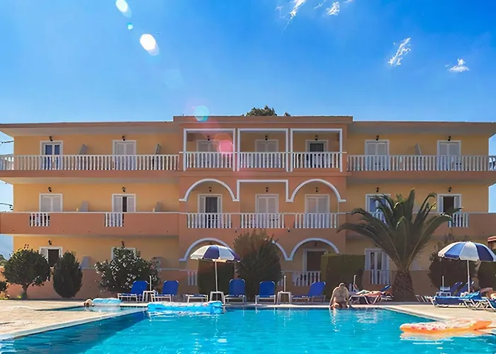 Derekas Studios & Apartments Laganas