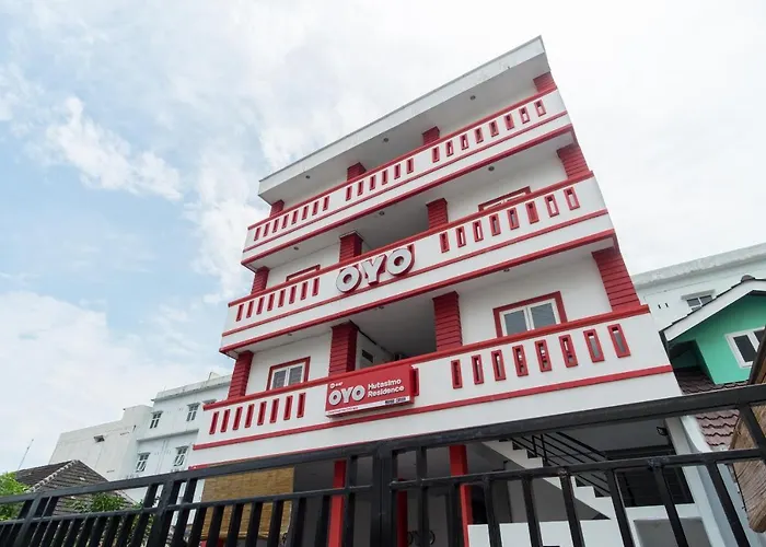Oyo 447 Hutasimo Residence Medan