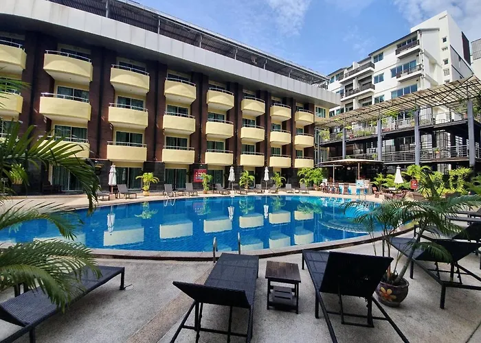 Baron Beach Hotel Pattaya