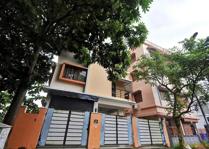 Oyo 82299 New Town Stays Kolkata