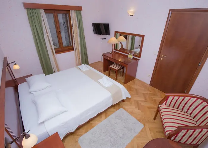 Rooms Plava Laguna Primosten