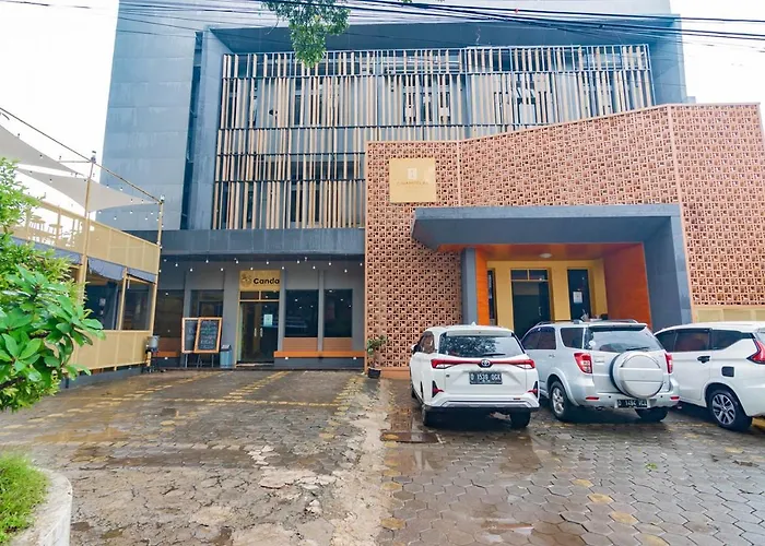Cihampelas Hotel 2 Mitra Reddoorz Bandung
