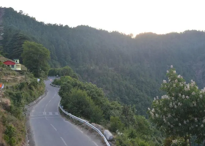 Hotel Crystal Palace Dhanaulti